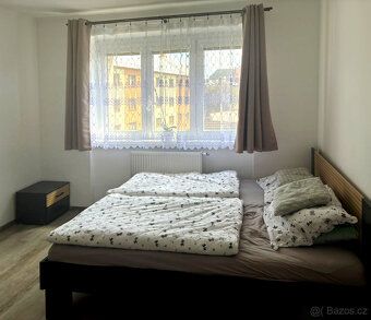 Nabízíme k prodeji družstevní byt o dispozici 2+1 a podlahov