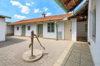 Prodej rodinného domu / stavebního pozemku 933 m², Podolí u 
