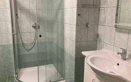 Prodám byt 1+kk 31m2 po rekonstrukci. Nachází se v centru Ja