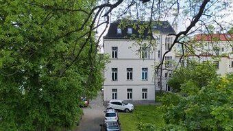 Prodám byt 1+kk 31m2 po rekonstrukci. Nachází se v centru Ja
