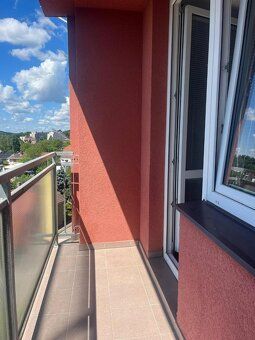 Pronájem krásného, zrekonstruovaného bytu 2+1 (55 m²) se dvě