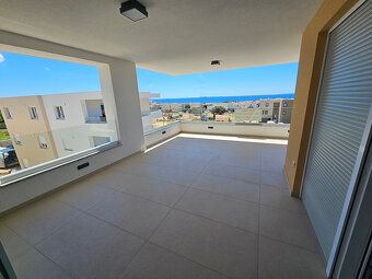 LaHoreal.eu ponúka na predaj luxusný zariadený apartmán s dv