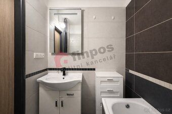 Nabízíme k pronájmu slunný byt 2+1 o rozloze 54 m² v atrakti
