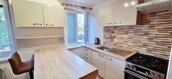 Nabízíme dlouhodobý pronájem bytu 2+1 o výměře 48 m², který 