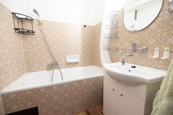 Nabízíme k prodeji velmi zajímavý, cihlový byt 3+1, 94,5 m2,
