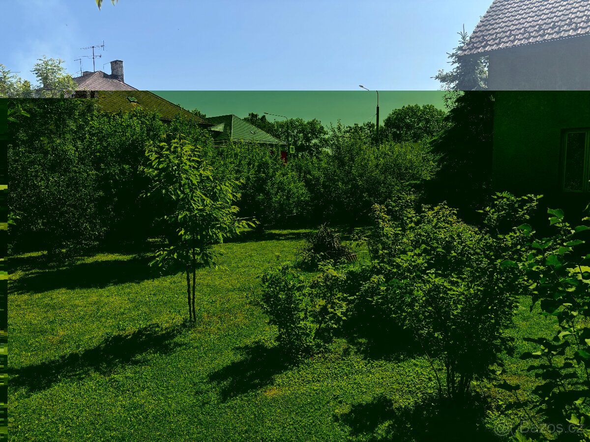 Prodám rodinný dům 6+1 s velkou zahradou o výměře 1193 m2 na