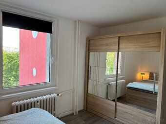Nabízíme k pronájmu elegantně zařízený byt 2+1 o ploše 53 m²