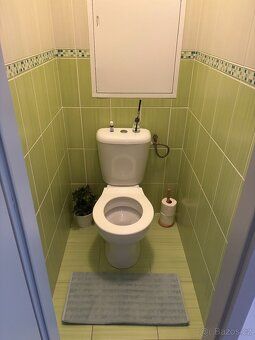 Nabízíme k pronájmu elegantně zařízený byt 2+1 o ploše 53 m²