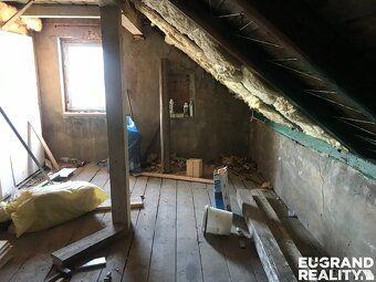 Ev.č. 04790 Naše společnost Vám zprostředkuje prodej domu o 