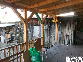 Ev.č. 04790 Naše společnost Vám zprostředkuje prodej domu o 