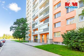 Nabízíme Vám k pronájmu rekonstruovaný a částečně zařízený b