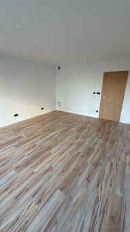 Nabízím k PRODEJI úplně nový moderní byt 2+kk+BALKON o celko