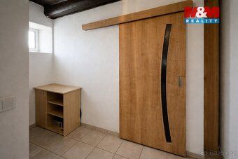 Nabízíme ke koupi kvalitní rodinný dům o užitné ploše 190 m²