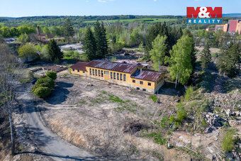 Nabízíme k pronájmu obchodní objekt o užitné ploše 558 m², n