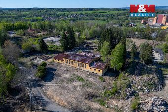 Nabízíme k pronájmu obchodní objekt o užitné ploše 558 m², n