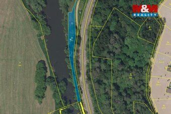 Nabízíme k prodeji stavební pozemek o rozloze 804 m² na břeh