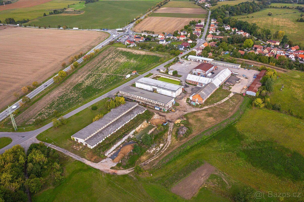 Dobrý den, potřebujete uskladnit materiál, zaparkovat vozidl