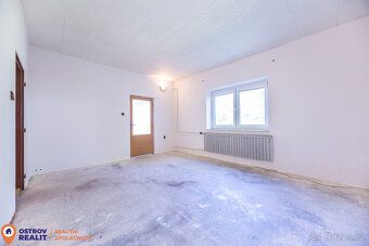 Rodinný dům 3+1 s velkou rovinatou zahradou v klidné části M