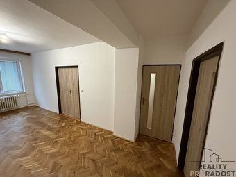 Hledáte pronájem bytu 3+1 v centru města Břeclavi ? Nabízíme