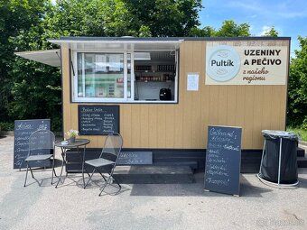 PRODEJ KOMPLETNĚ VYBAVENÉHO STÁNKU S OBČERSTVENÍM – připrave