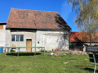 Ve výhradním zastoupení prodávajícího nabízíme k prodeji dům