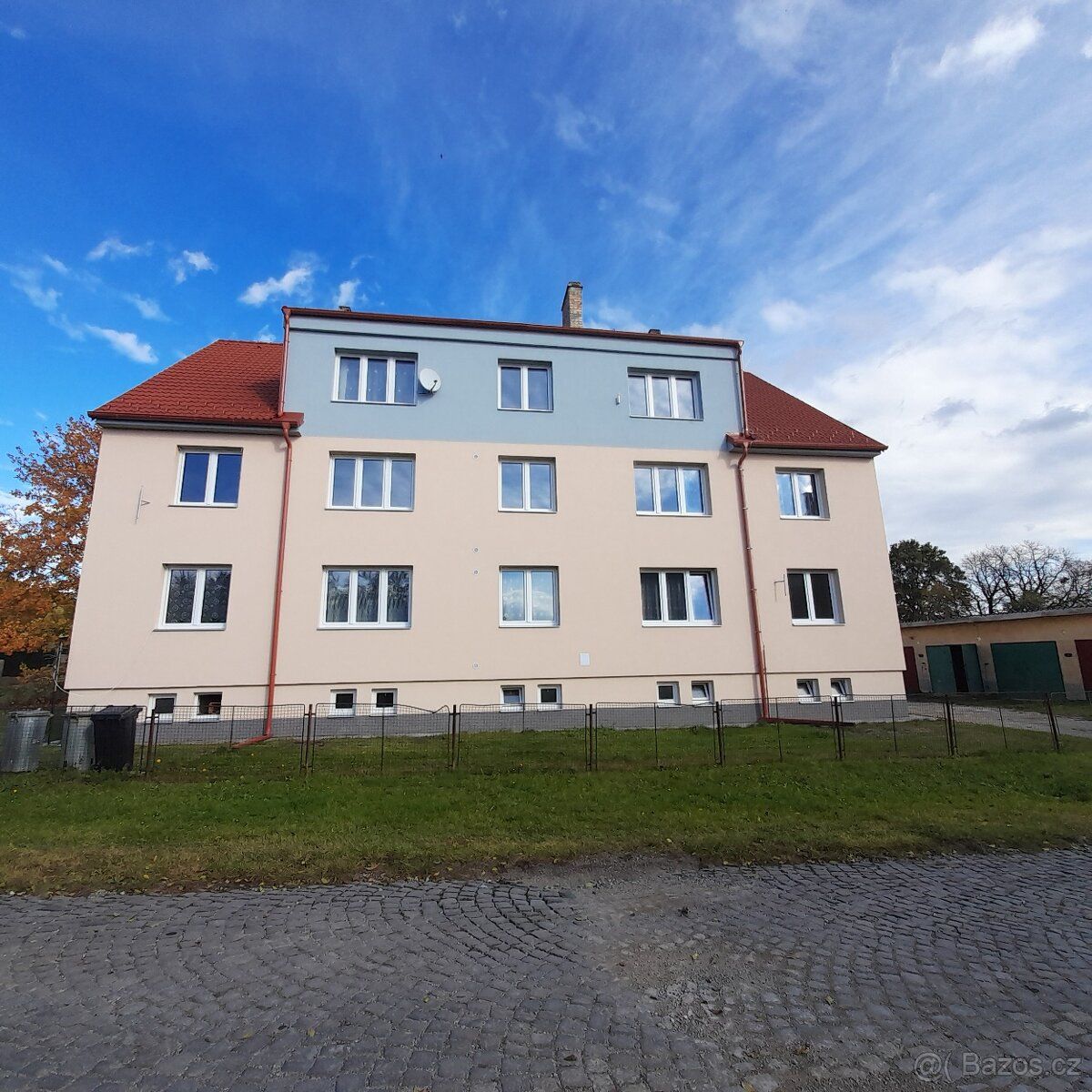 Pronájem bytu 2+ 1 v klidné části Bavorova.
