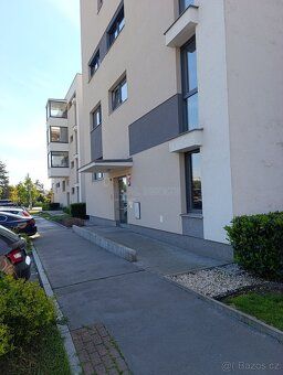 Nabízíme k pronájmu moderní a světlý byt 1+kk o rozloze 47 m