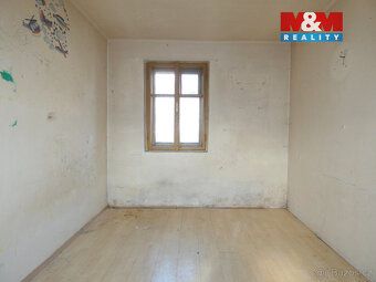 Prodej chalupy 4+1 v klidné malé obci, obklopené hezkou kraj