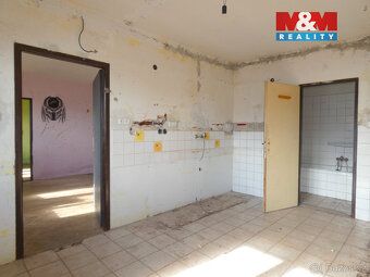 Prodej chalupy 4+1 v klidné malé obci, obklopené hezkou kraj