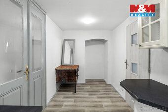 Nabízíme k pronájmu světlý a prostorný byt 2+1 o výměře 68 m
