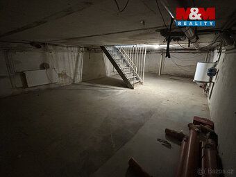 Nabízíme k pronájmu prostorné kancelářské prostory situované
