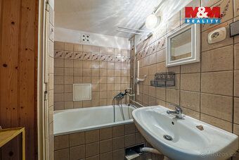 Nabízíme k prodeji útulnou chatu v obci Háj u Loučné pod Klí