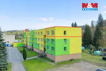 Nabízíme Vám ke koupi prostorný byt o dispozici 4+1 v osobní