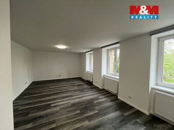 Pronájem zrekonstruovaného bytu 1+kk o velikosti 72m², ul. M