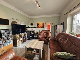 *Rodinný dům 4+1 se zastavěnou plochou 120m2, zahradou, gará