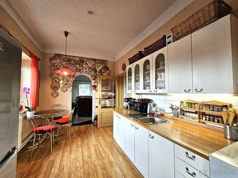 *Rodinný dům 4+1 se zastavěnou plochou 120m2, zahradou, gará