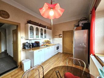 *Rodinný dům 4+1 se zastavěnou plochou 120m2, zahradou, gará