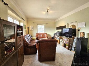 *Rodinný dům 4+1 se zastavěnou plochou 120m2, zahradou, gará