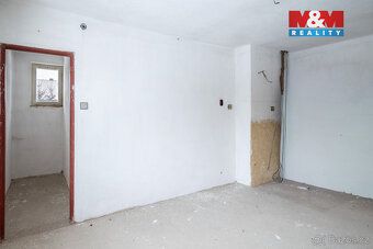 Nabízíme k prodeji unikátní rodinný dům v poklidné části obc
