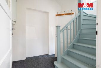 Představujeme výjimečný, skvěle udržovaný cihlový dům v klid