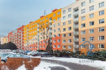 Nabízíme k pronájmu byt o dispozici 3+1 s lodžií v ulici Kru