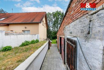 Prodej samostatného cihlového rodinného domu 4+1 o zatím uži