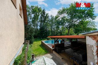 Prodej samostatného cihlového rodinného domu 4+1 o zatím uži