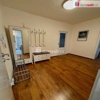 + služby, kauce, provize RK, pronájem moderního bytu o velik