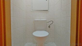 Podnájem 1+kk, 48m2 (ul. Hedvábná), Liberec - Rochlice
---
Ú