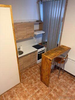 Pronájem útulného bytu 1+kk s mezonetovým spaním ve Svitavác