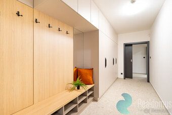 REALDOMUS vám zprostředkuje pronájem exkluzivního bytu 3+kk 