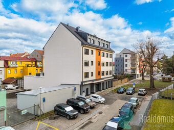 REALDOMUS vám zprostředkuje pronájem exkluzivního bytu 3+kk 