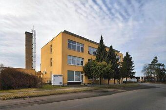 Ev.č. 20338 Nabízíme pronájem klimatizované kanceláře o veli