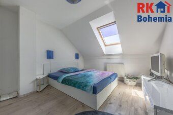 Nabízíme k prodeji řadový rodinný dům o dispozici 4+kk se za